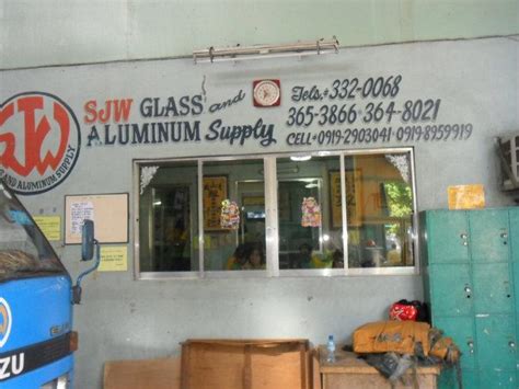 glass and aluminum supplier